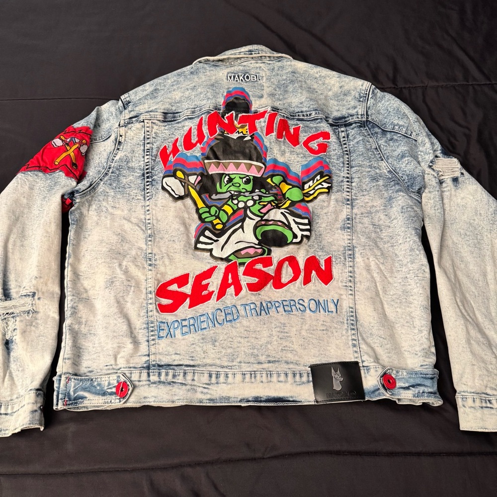 MAKOBI Hunting Season Jean Jacket Size 2XL Embroidered Patch Torn Acid Denim